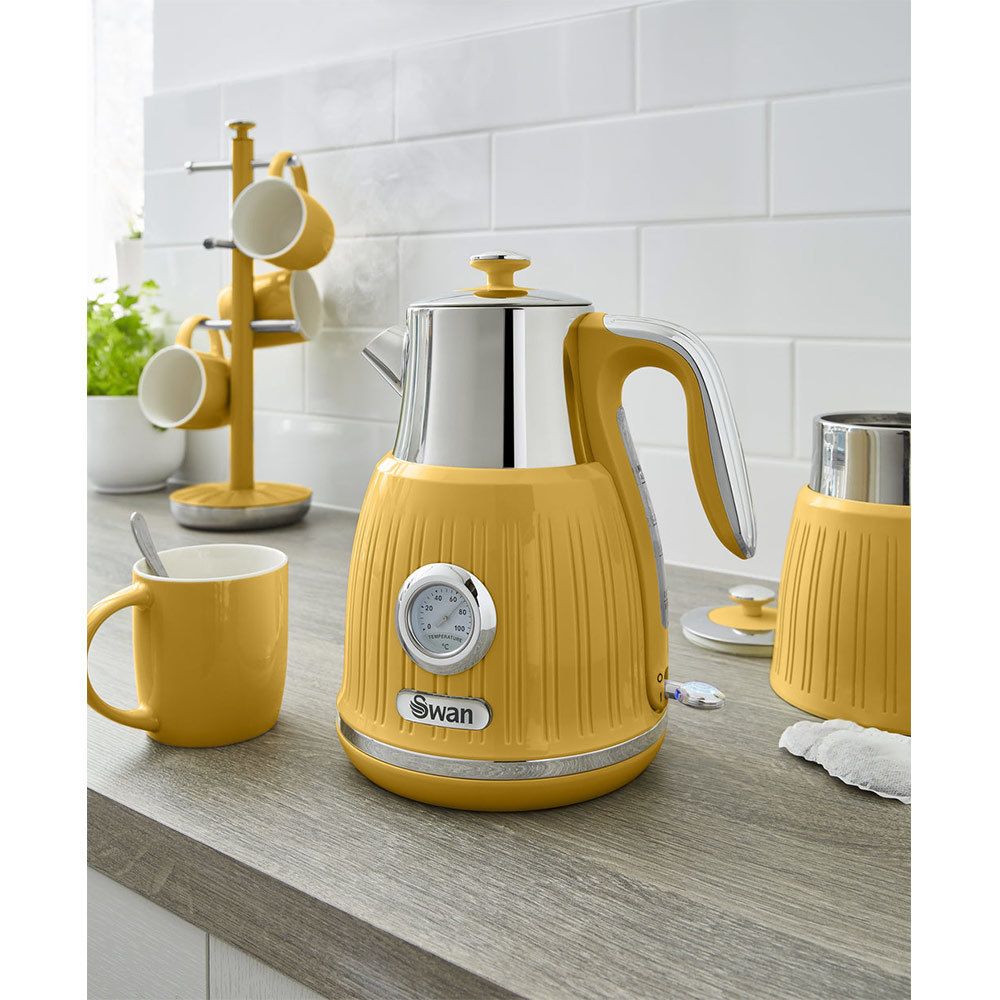 Swan SK31040YELN Retro Waterkoker 1.5 Liter Geel