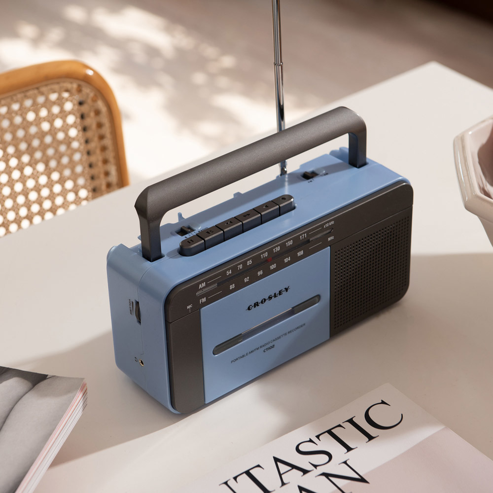 Crosley CT102A retro portable radio cassettespeler bluetooth blauw