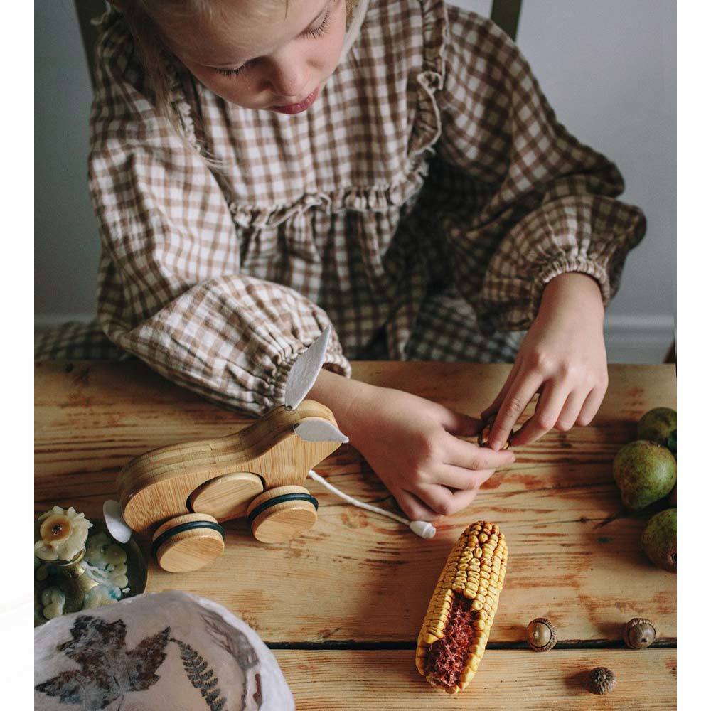 Kinderfeets houten retro speelgoed bamboo trekfiguur konijn