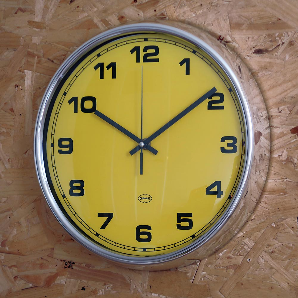 Retro wandklok sunny yellow