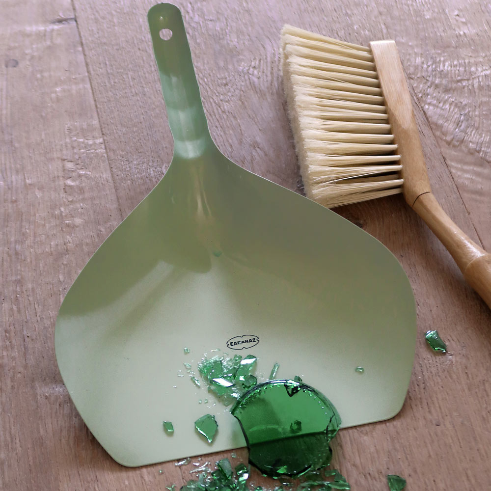 Retro stoffer en blik vintage green