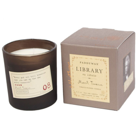 Paddywax Boxed Candle Mark Twain kaars - Tobacco Flower + Vanilla 