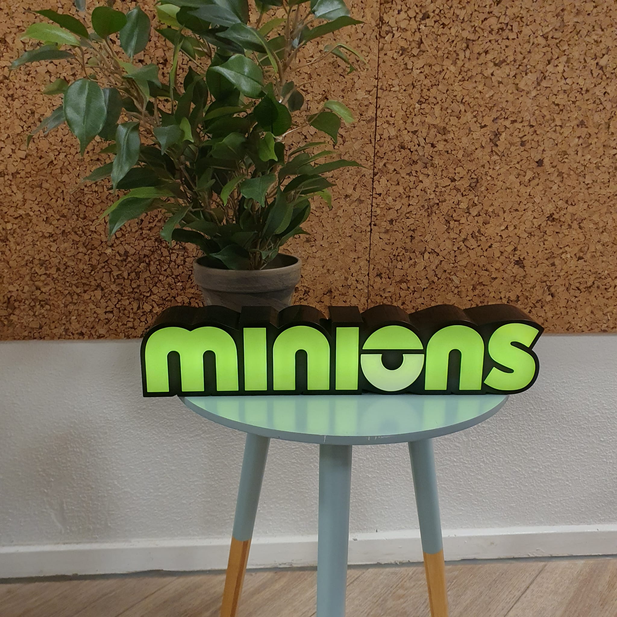 Minions Logo light lamp 30 cm 