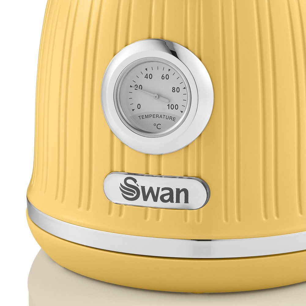 Swan SK31040YELN Retro Waterkoker 1.5 Liter Geel